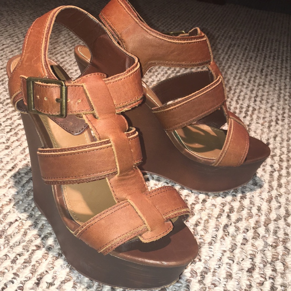 Ladies leather wedges excellent condition!